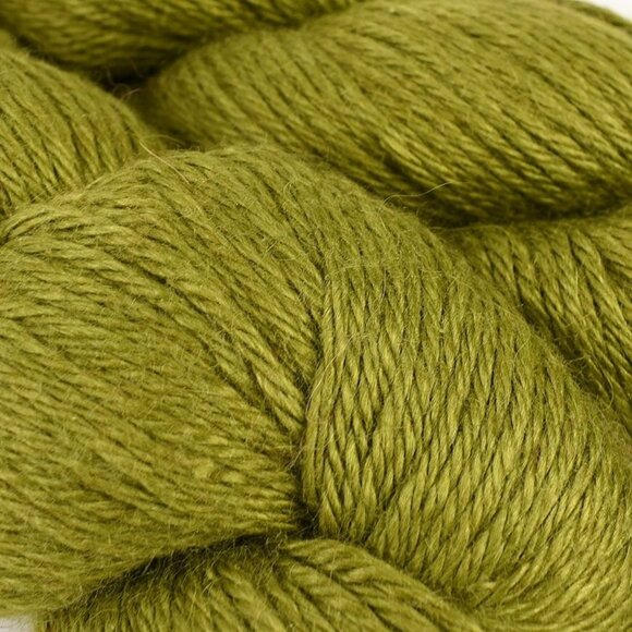 Asian Trends King Baby Llama & Mulberry Silk Yarn Worsted Weight 2 Skeins Olive - Picture 2 of 4